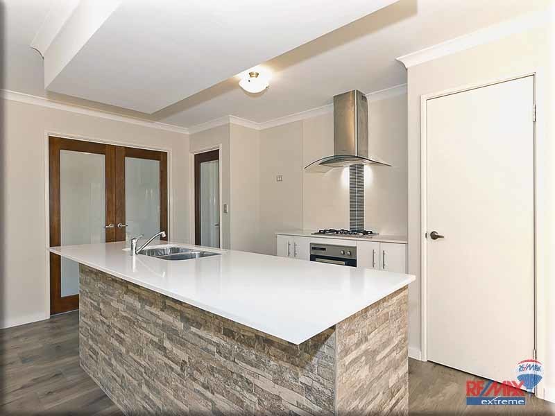 7 Crete Way, Alkimos WA 6038