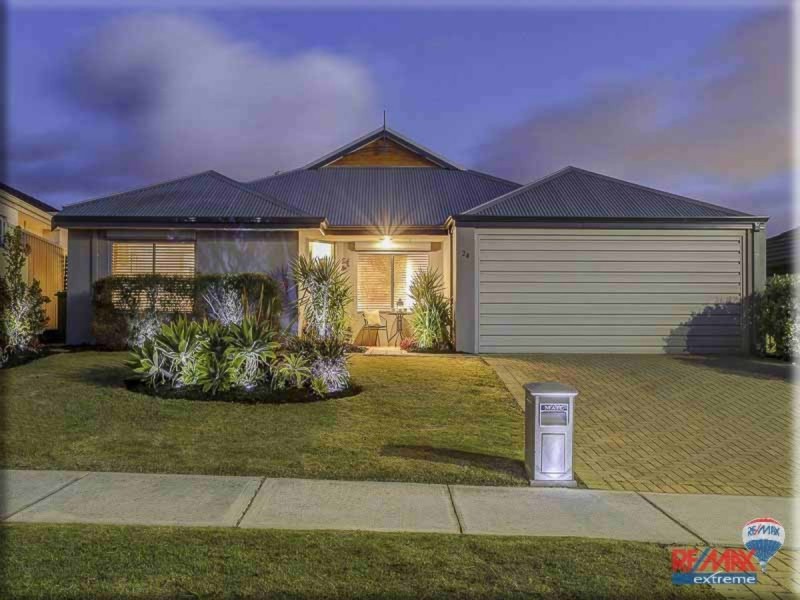 24 Landbeach Boulevard, Butler WA 6036