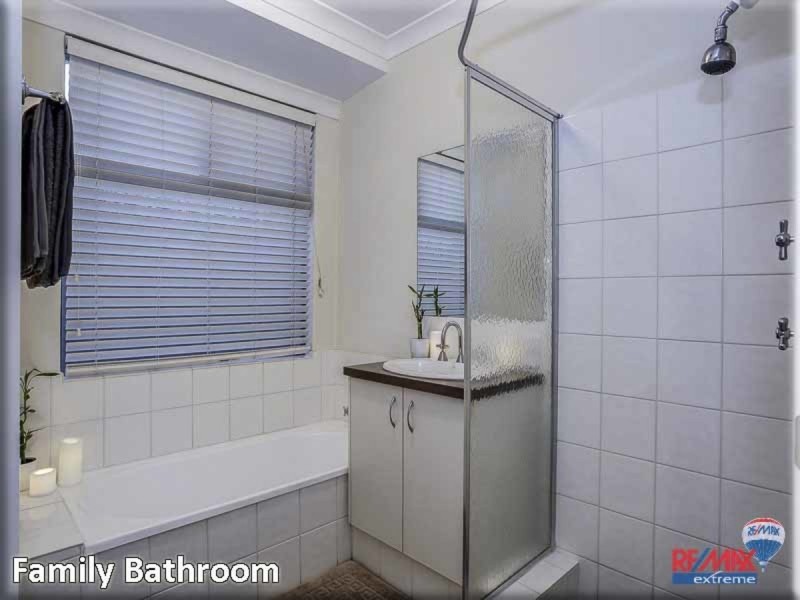24 Landbeach Boulevard, Butler WA 6036