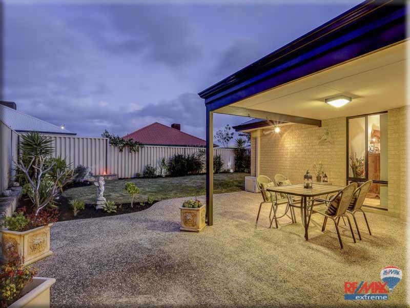 24 Landbeach Boulevard, Butler WA 6036