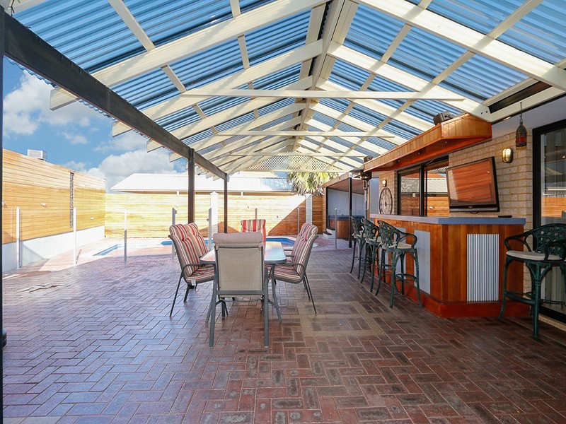 68 Dartmouth Circle, Quinns Rocks WA 6030