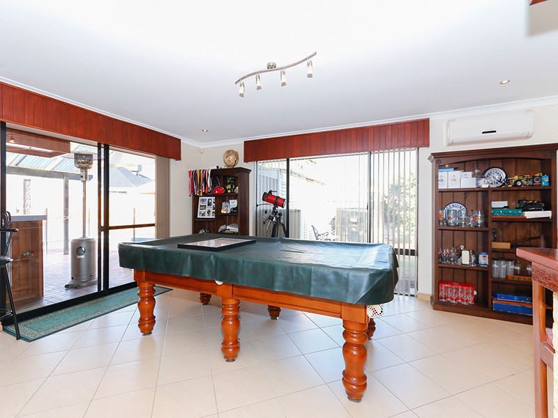 68 Dartmouth Circle, Quinns Rocks WA 6030