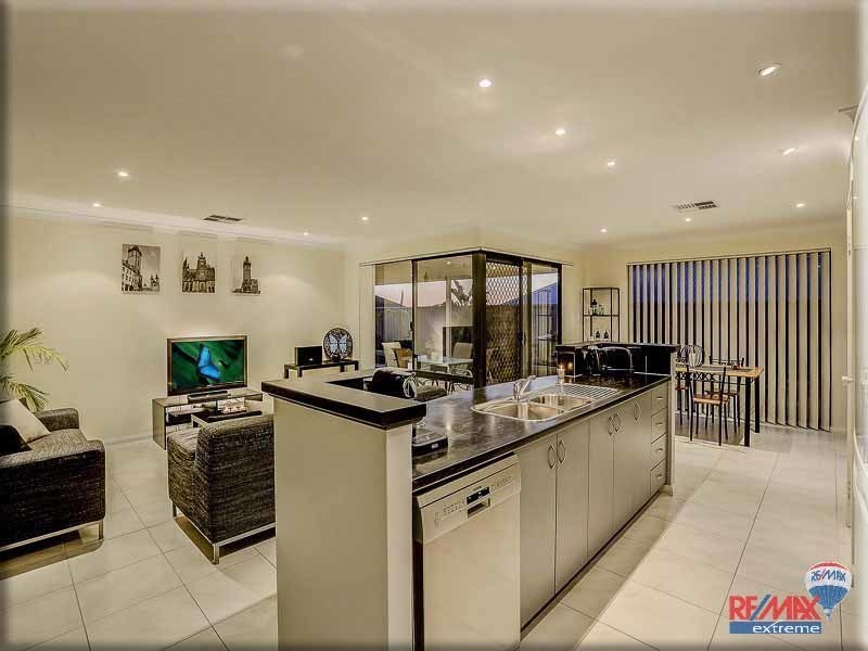 10 Kilmaine Road, Ridgewood WA 6030