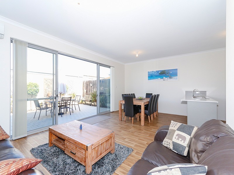 12 Antares Street, Clarkson WA 6030