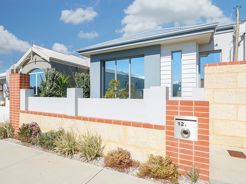 12 Antares Street, Clarkson WA 6030