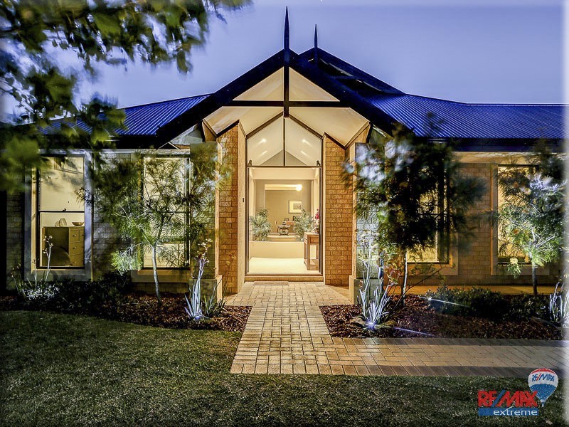 10 Swanmore Street, Butler WA 6036