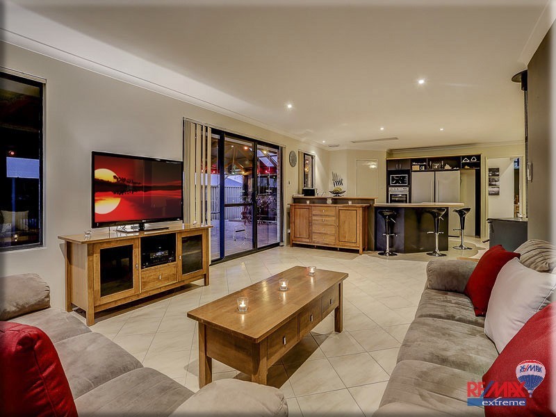 10 Swanmore Street, Butler WA 6036