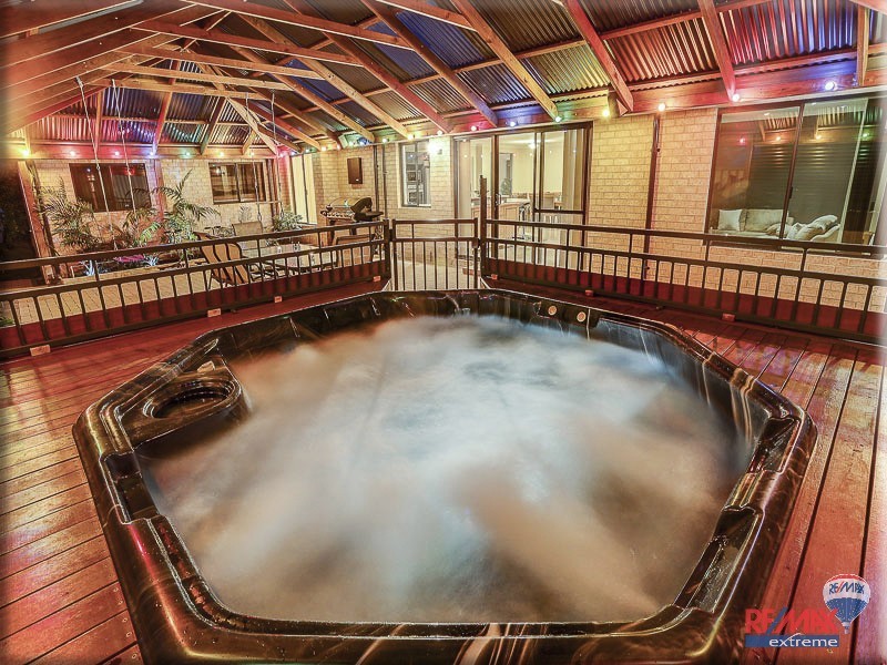 10 Swanmore Street, Butler WA 6036