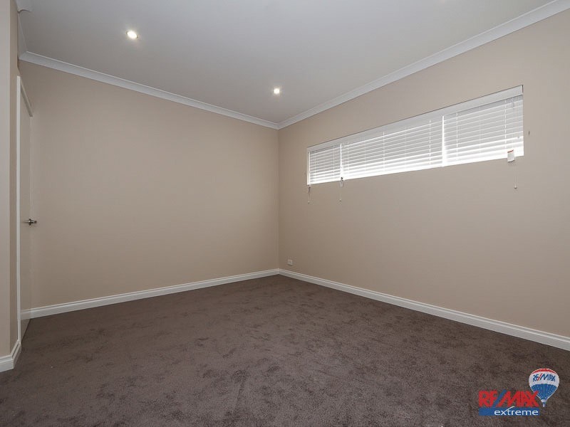 6 Citrine Street, Eglinton WA 6034