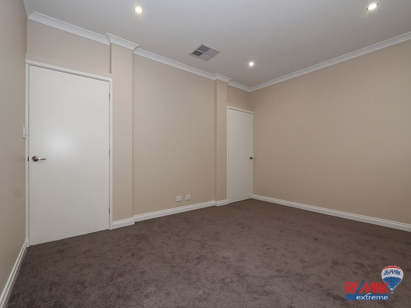 6 Citrine Street, Eglinton WA 6034