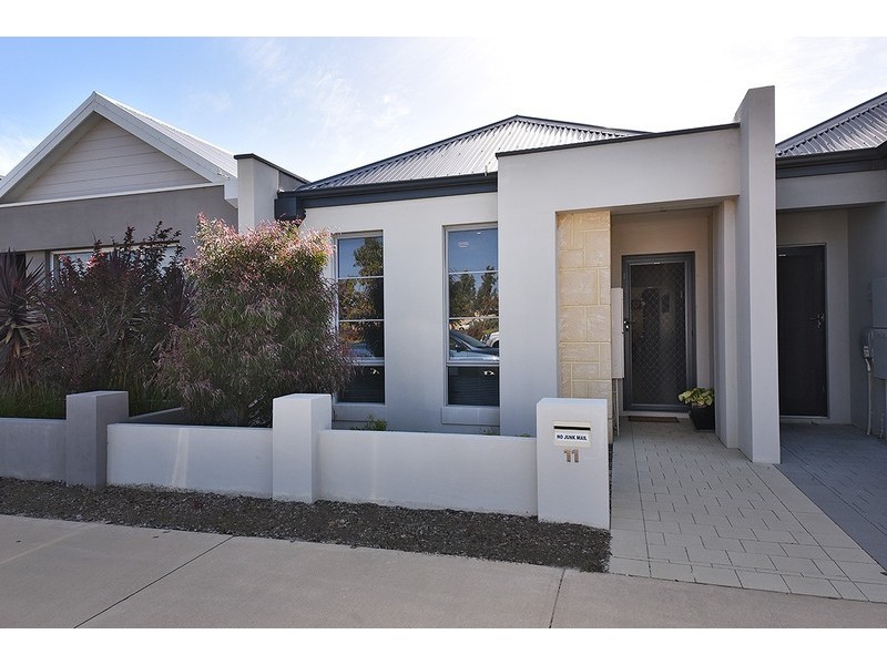 11 Brixham Vista, Butler WA 6036