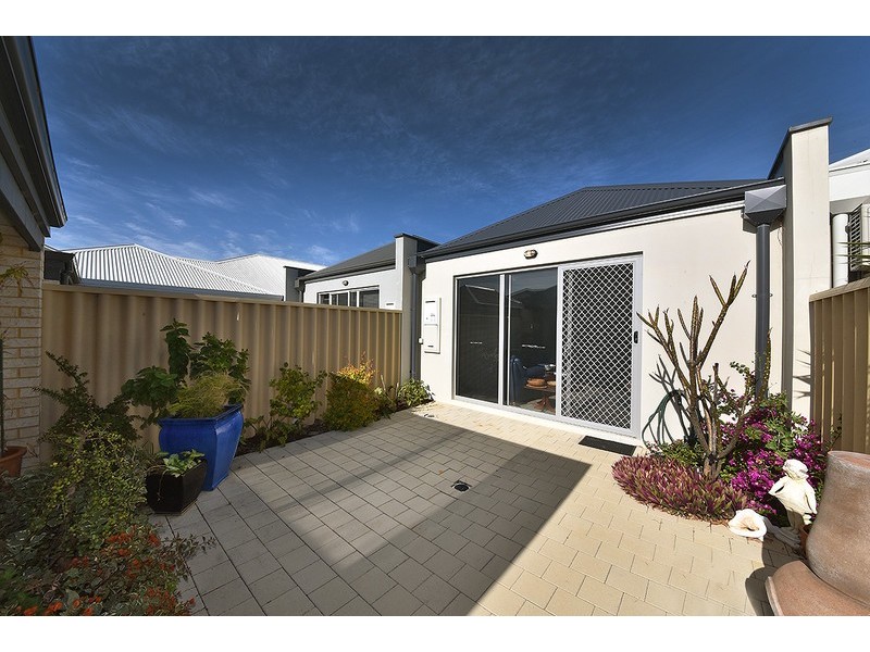 11 Brixham Vista, Butler WA 6036
