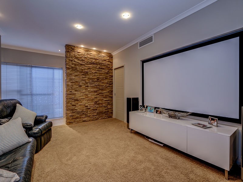 7 Spindrift Street, Jindalee WA 6036