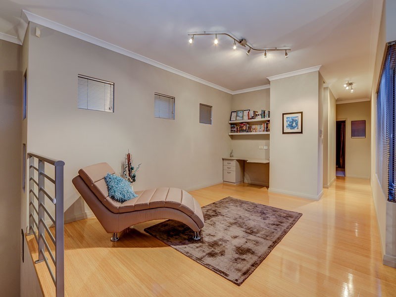 7 Spindrift Street, Jindalee WA 6036