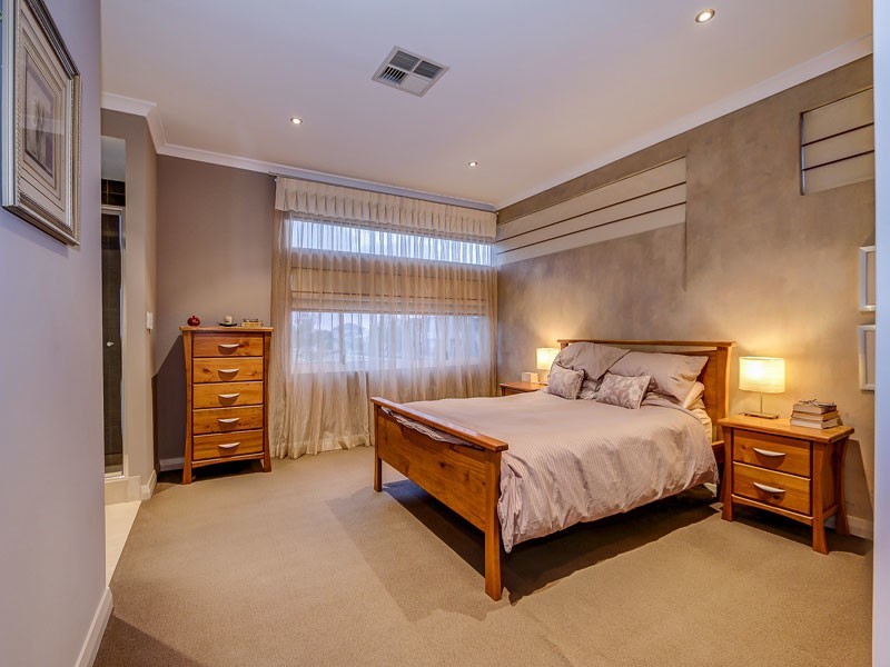 7 Spindrift Street, Jindalee WA 6036