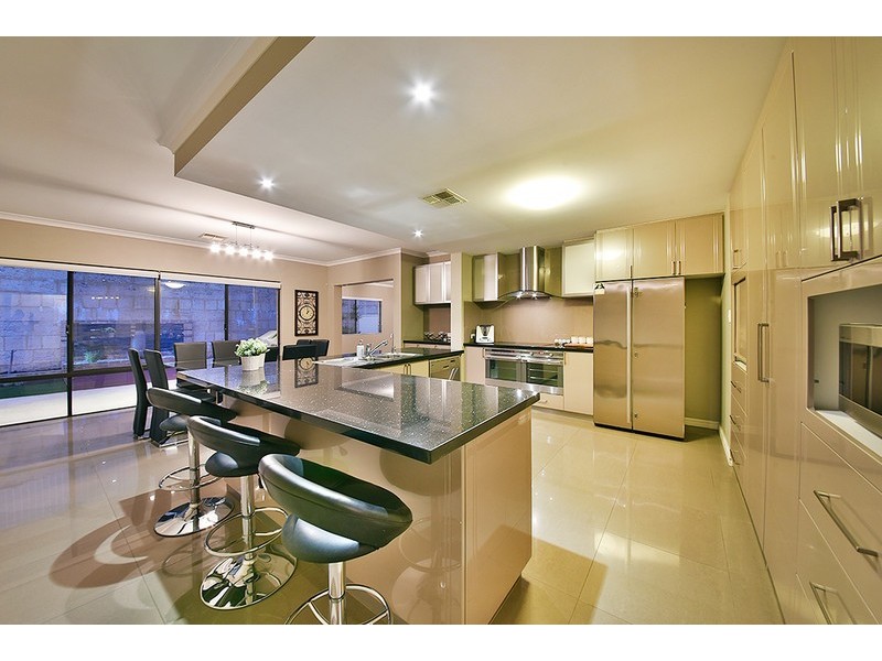 28 Solymar Circle, Burns Beach WA 6028