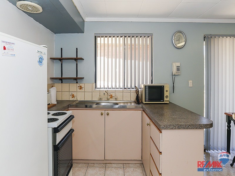 84 Lagoon Drive, Yanchep WA 6035