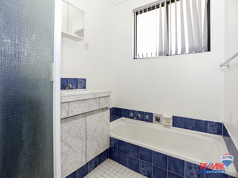 84 Lagoon Drive, Yanchep WA 6035