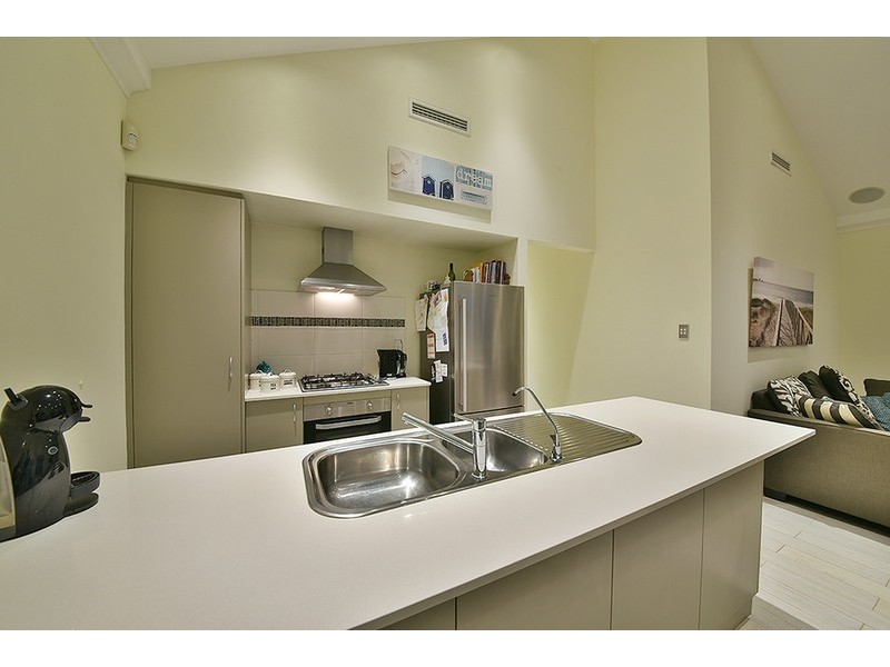 4 Newmarket Parade, Butler WA 6036