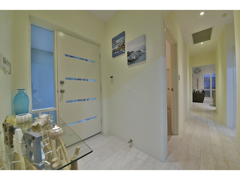 4 Newmarket Parade, Butler WA 6036