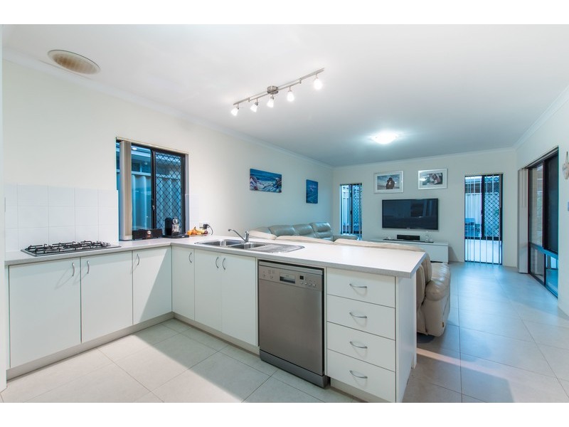 37 Portsalon Parkway, Butler WA 6036