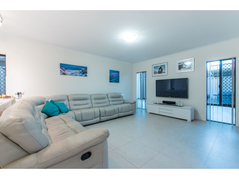 37 Portsalon Parkway, Butler WA 6036