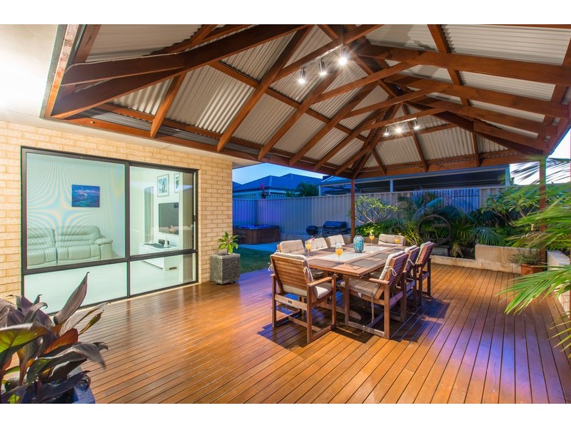 37 Portsalon Parkway, Butler WA 6036