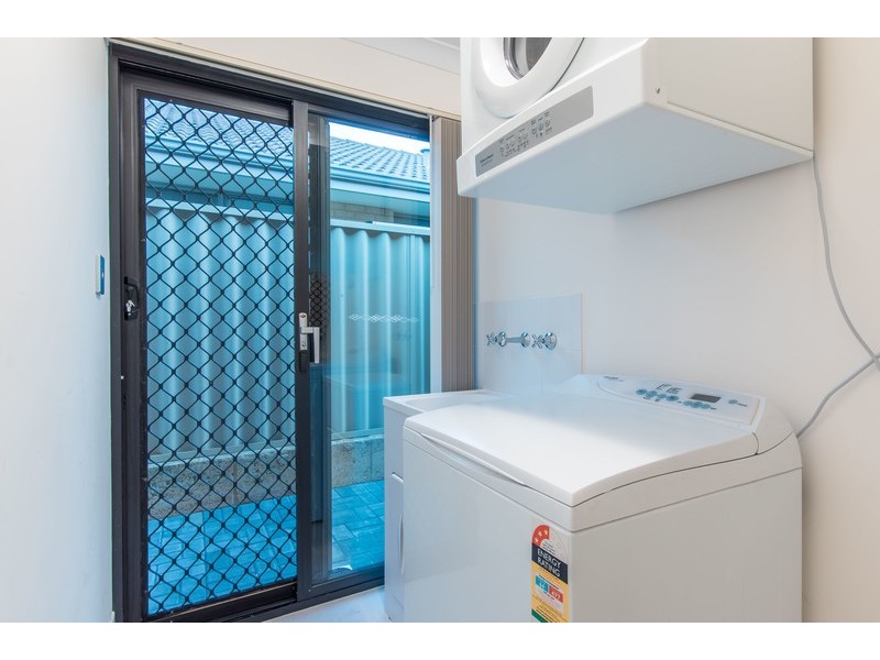 37 Portsalon Parkway, Butler WA 6036