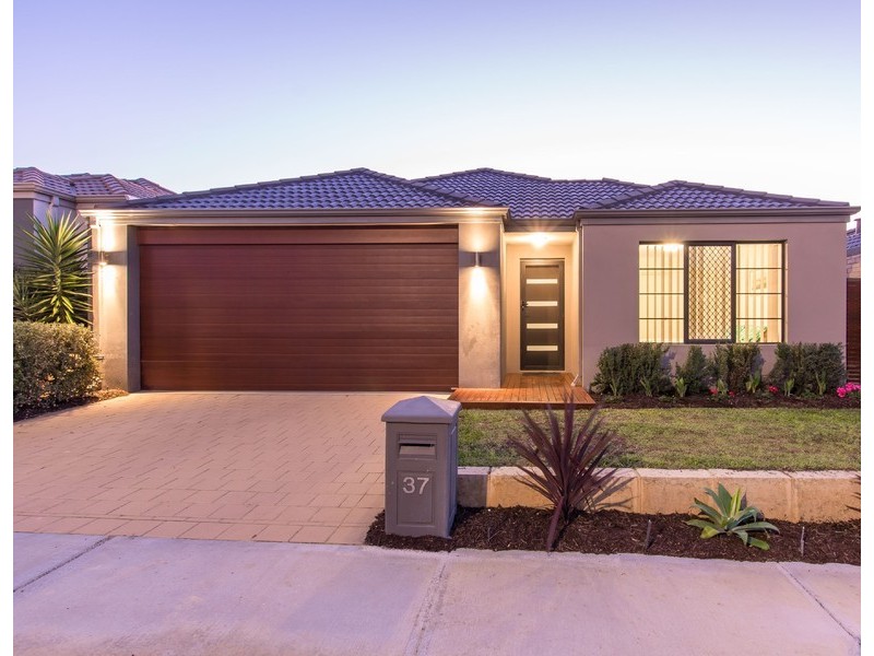37 Portsalon Parkway, Butler WA 6036