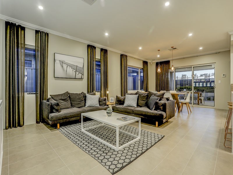 29 Parkside Street, Yanchep WA 6035