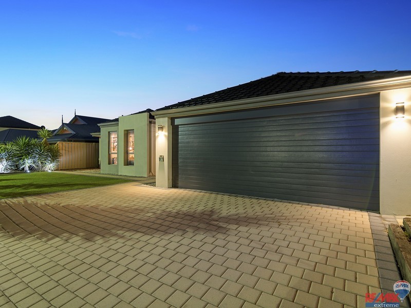 17 Meringa Crescent, Quinns Rocks WA 6030