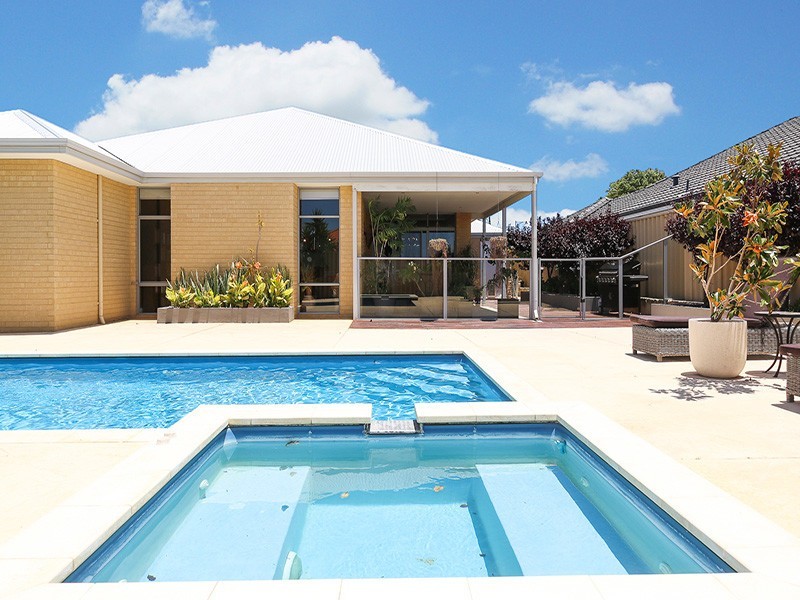 6 Deeside Road, Butler WA 6036