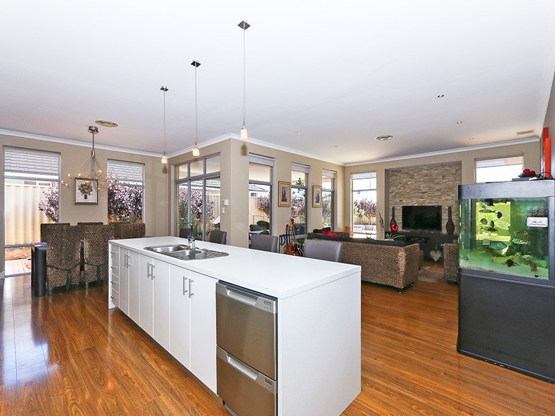 6 Deeside Road, Butler WA 6036