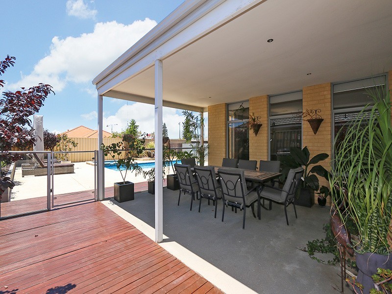 6 Deeside Road, Butler WA 6036