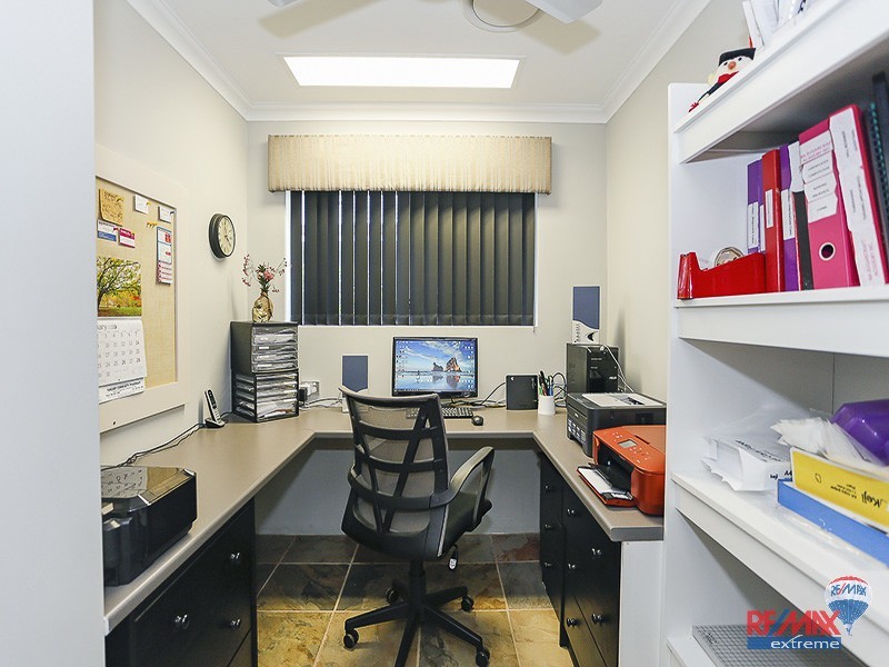 14 Tinsel Street, Yanchep WA 6035