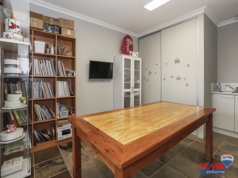 14 Tinsel Street, Yanchep WA 6035