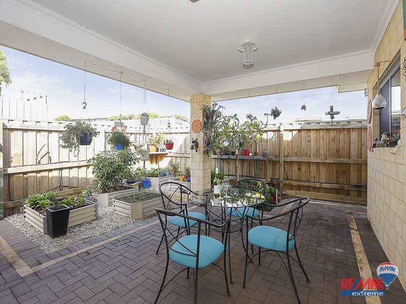 14 Tinsel Street, Yanchep WA 6035