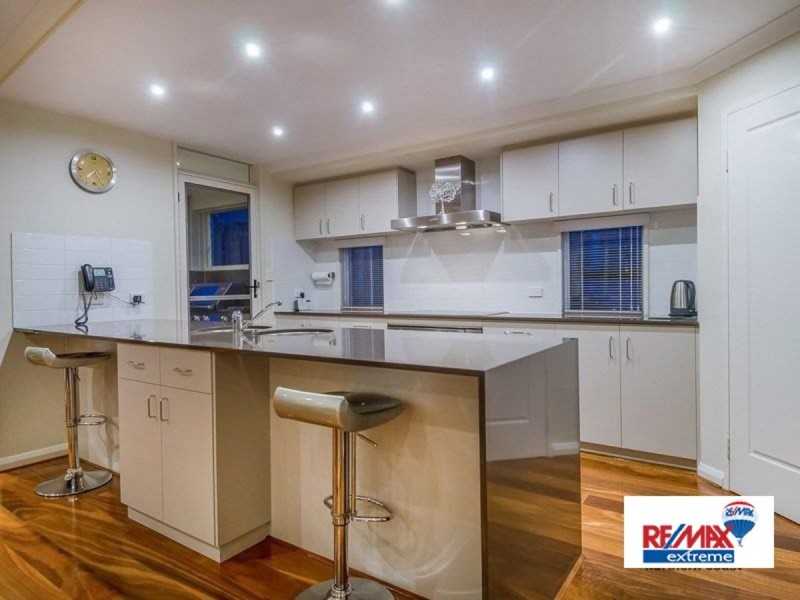 8 Sunny Close, Yanchep WA 6035