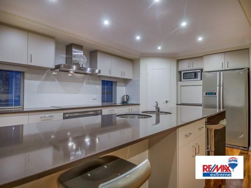 8 Sunny Close, Yanchep WA 6035