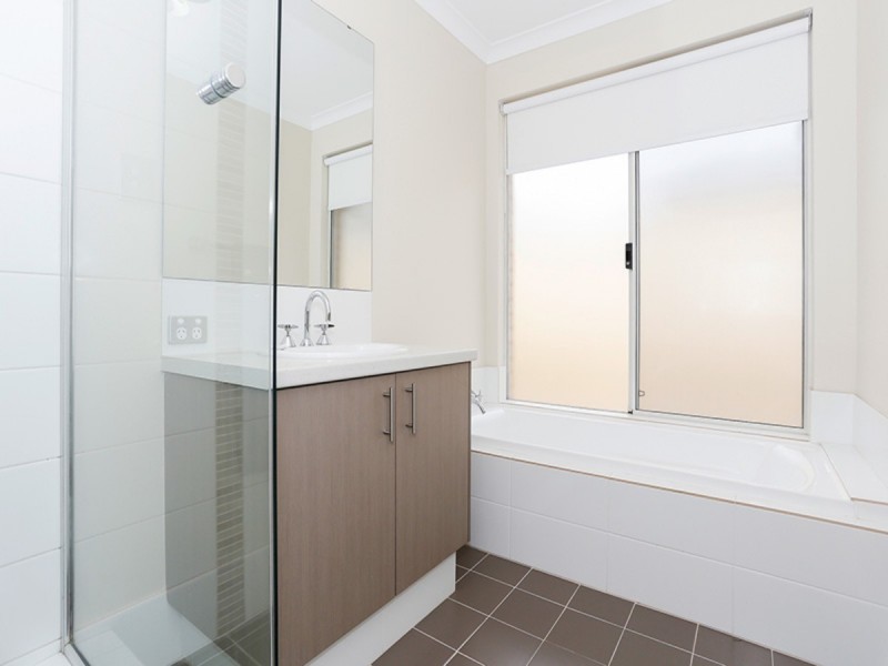 54 Jindalee Boulevard, Jindalee WA 6036