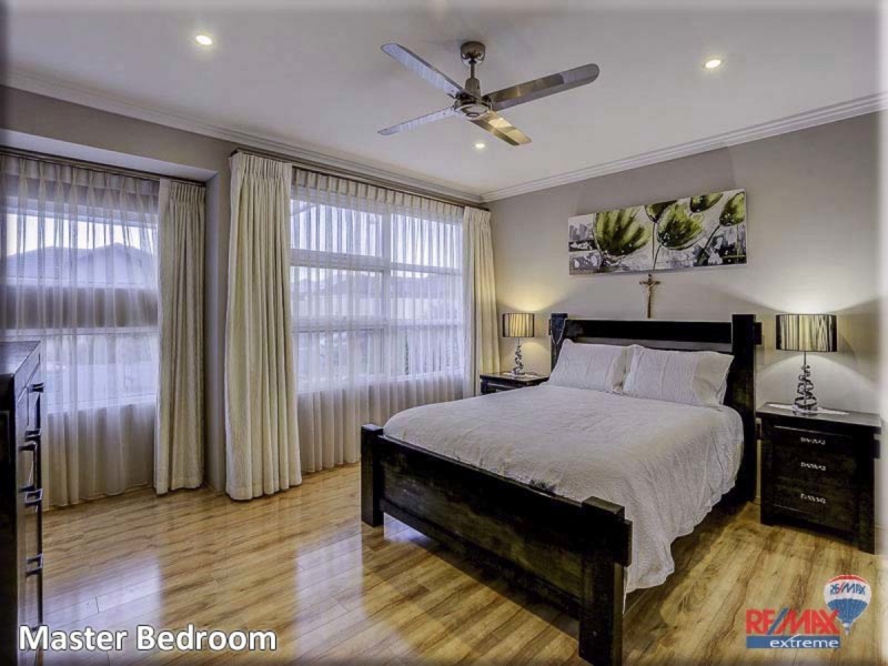 6 Helmsley Parkway, Alkimos WA 6038