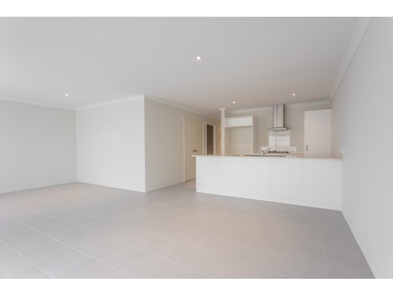 22 Broach Way, Alkimos WA 6038