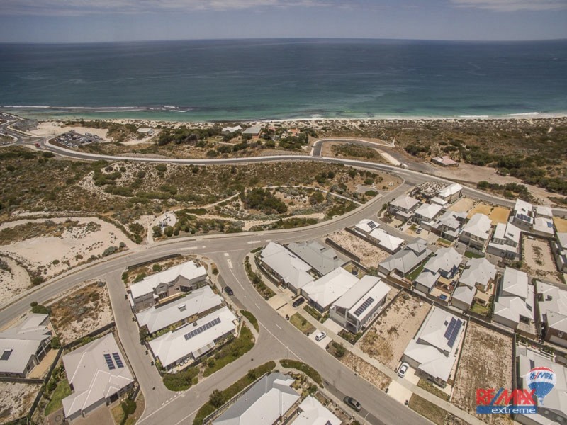 7 Seaside Avenue, Yanchep WA 6035