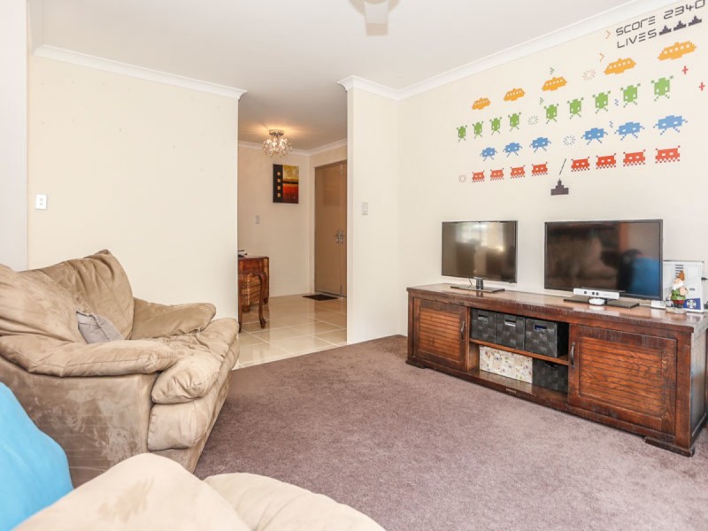 16 Spiral Flag Road, Yanchep WA 6035