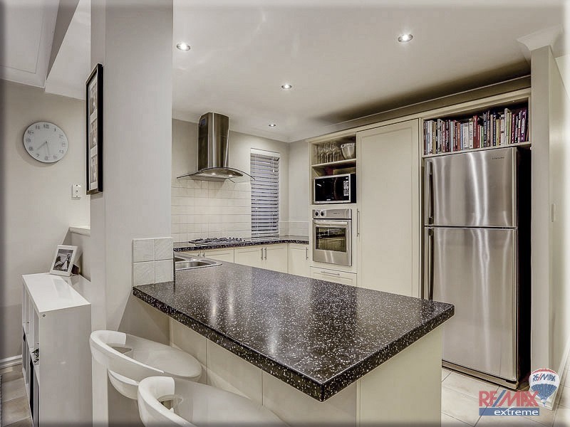 33 Tollesbury Avenue, Butler WA 6036