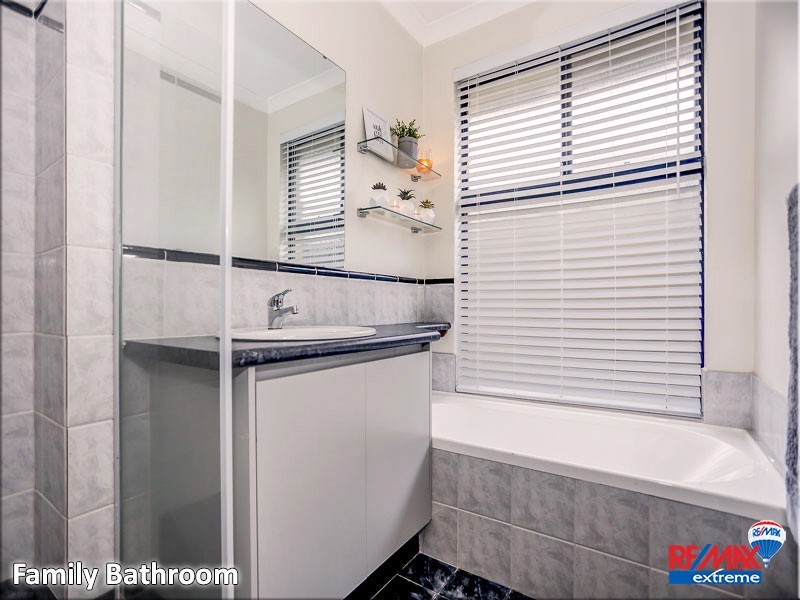 33 Tollesbury Avenue, Butler WA 6036