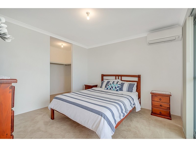 4/22 Scrubwren Circuit, Alkimos WA 6038