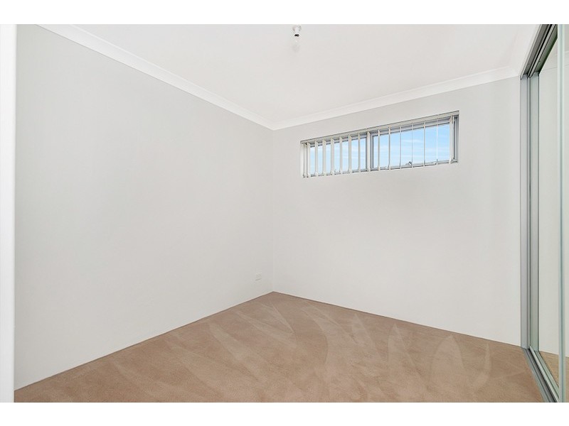 4/22 Scrubwren Circuit, Alkimos WA 6038