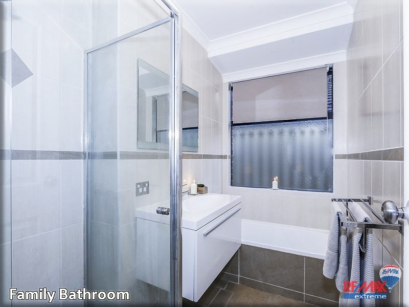 3 Haslingfield Way, Butler WA 6036