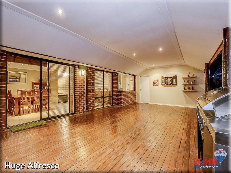 3 Haslingfield Way, Butler WA 6036